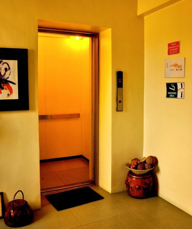 Our Awesome Hostel- Manila Makati City Exteriör bild