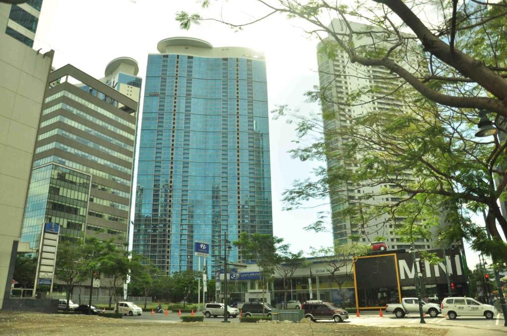 Our Awesome Hostel- Manila Makati City Exteriör bild